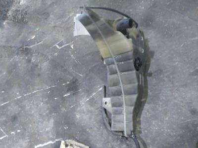 Freightliner Cascadia 125 Radiator Overflow Bottle / Surge Tank