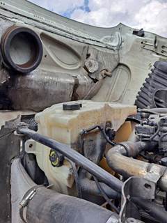 Freightliner Cascadia 125 Radiator Overflow Bottle / Surge Tank