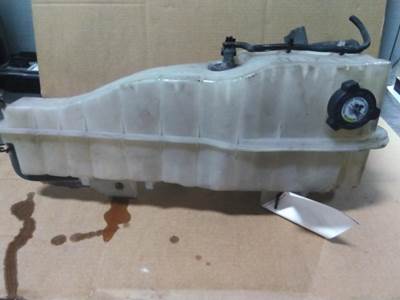 Freightliner Cascadia 125 Radiator Overflow Bottle / Surge Tank