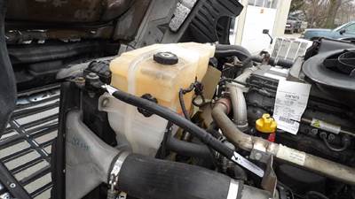 Freightliner Cascadia 125 Radiator Overflow Bottle / Surge Tank