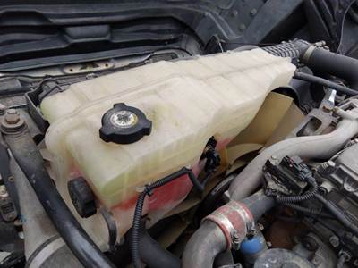 Freightliner Cascadia 125 Radiator Overflow Bottle / Surge Tank