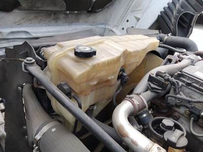 Freightliner Cascadia 125 Radiator Overflow Bottle / Surge Tank