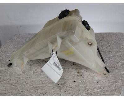 Freightliner Cascadia 125 Radiator Overflow Bottle / Surge Tank