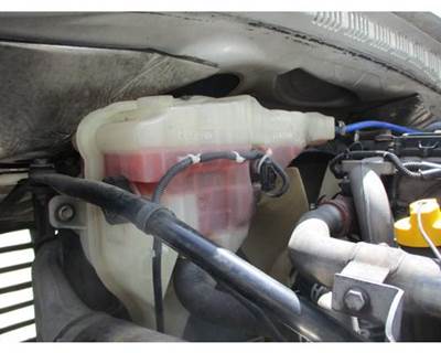 Freightliner Cascadia 125 Radiator Overflow Bottle / Surge Tank