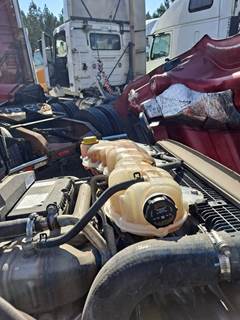 Freightliner Cascadia 126 Radiator Overflow Bottle / Surge Tank