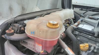 Freightliner Cascadia 126 Radiator Overflow Bottle / Surge Tank