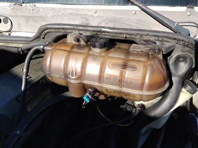 Freightliner Columbia 120 Radiator Overflow Bottle / Surge Tank