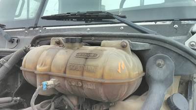 Freightliner Columbia 120 Radiator Overflow Bottle / Surge Tank