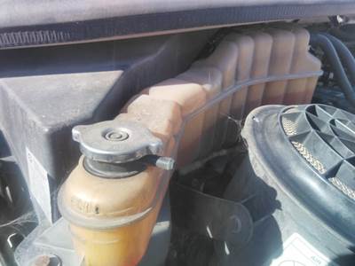 Freightliner M2 106 Radiator Overflow Bottle / Surge Tank