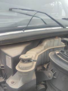 Freightliner M2 106 Radiator Overflow Bottle / Surge Tank