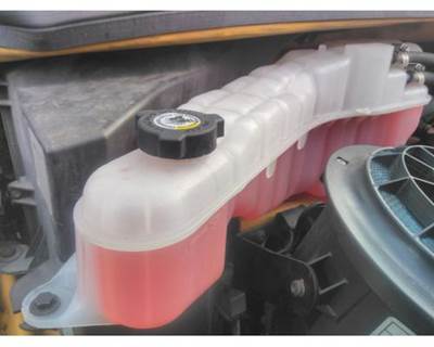 Freightliner M2 106 Radiator Overflow Bottle / Surge Tank