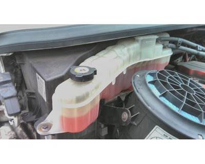 Freightliner M2 106 Right Radiator Overflow Bottle / Surge Tank