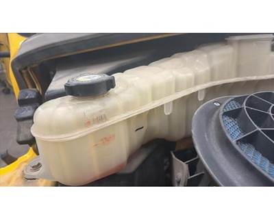 Freightliner M2 106 Radiator Overflow Bottle / Surge Tank