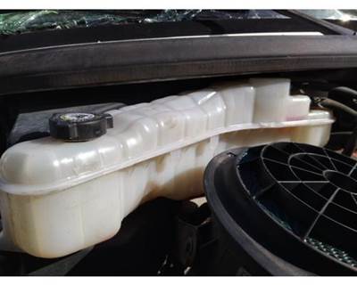 Freightliner M2 106 Radiator Overflow Bottle / Surge Tank