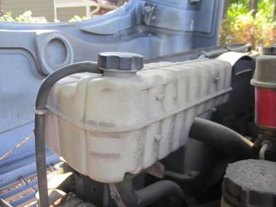GMC C7500 Radiator Overflow Bottle / Surge Tank
