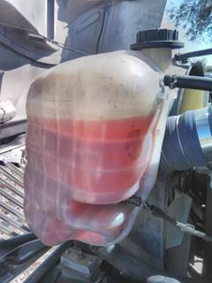 International 4300 Radiator Overflow Bottle / Surge Tank