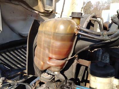 International 4300 Left Radiator Overflow Bottle / Surge Tank