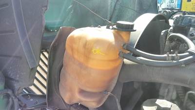 International 4300 Radiator Overflow Bottle / Surge Tank