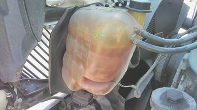 International 4300 Left Radiator Overflow Bottle / Surge Tank