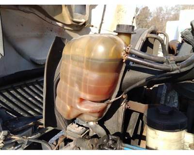 International 4300 Left Radiator Overflow Bottle / Surge Tank