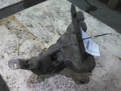 International 4400 Left Radiator Overflow Bottle / Surge Tank