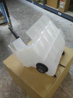 International 9200 Radiator Overflow Bottle / Surge Tank