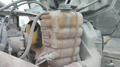 International ProStar Right Radiator Overflow Bottle / Surge Tank for a International PROSTAR 122
