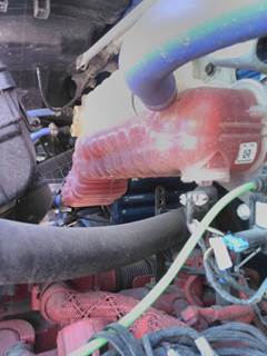 Kenworth T440 Radiator Overflow Bottle / Surge Tank