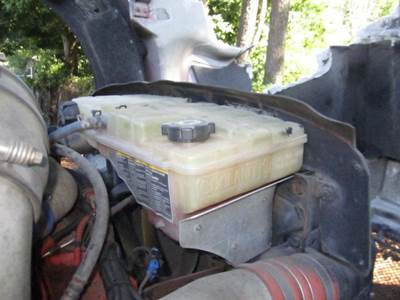 Kenworth T660 Radiator Overflow Bottle / Surge Tank