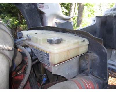 Kenworth T660 Radiator Overflow Bottle / Surge Tank