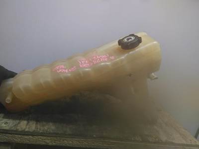 Kenworth T680 Radiator Overflow Bottle / Surge Tank