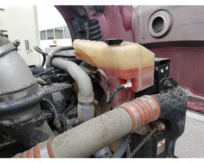 Kenworth T680 Right Radiator Overflow Bottle / Surge Tank