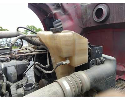 Kenworth T680 Radiator Overflow Bottle / Surge Tank