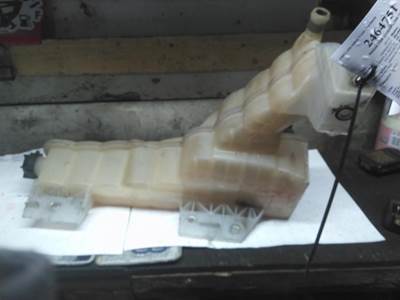 Kenworth T880 Radiator Overflow Bottle / Surge Tank