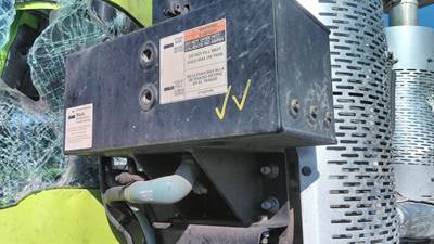 Mack LR612 Left Radiator Overflow Bottle / Surge Tank