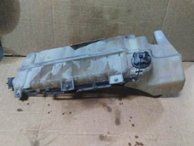 Mack Pinnacle CXU612 Radiator Overflow Bottle / Surge Tank for a Mack CXU612