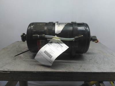 Peterbilt 320 Radiator Overflow Bottle / Surge Tank