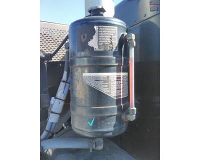 Peterbilt 320 Radiator Overflow Bottle / Surge Tank