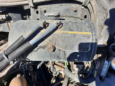 Peterbilt 387 Radiator Overflow Bottle / Surge Tank