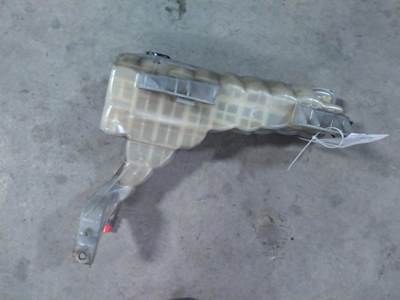 Peterbilt 579 Radiator Overflow Bottle / Surge Tank
