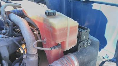 Peterbilt 579 Right Radiator Overflow Bottle / Surge Tank