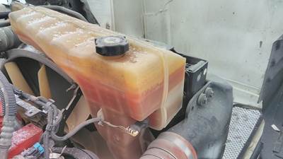 Peterbilt 579 Right Radiator Overflow Bottle / Surge Tank