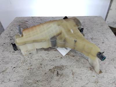 Peterbilt 579 Radiator Overflow Bottle / Surge Tank