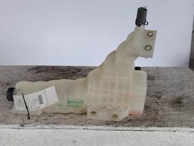 Peterbilt 579 Radiator Overflow Bottle / Surge Tank