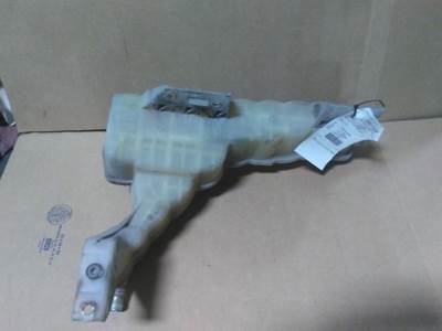 Peterbilt 579 Radiator Overflow Bottle / Surge Tank