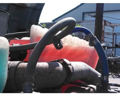 Peterbilt 579 Radiator Overflow Bottle / Surge Tank