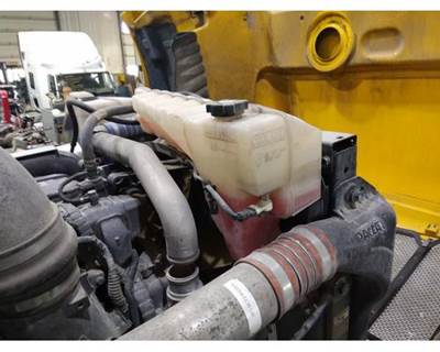 Peterbilt 579 Right Radiator Overflow Bottle / Surge Tank