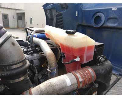 Peterbilt 579 Right Radiator Overflow Bottle / Surge Tank