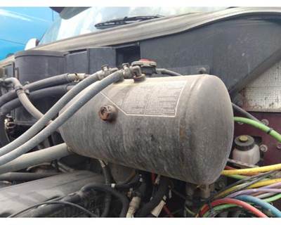 Peterbilt 587 Left Radiator Overflow Bottle / Surge Tank