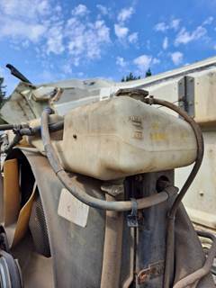 Sterling L9500 Radiator Overflow Bottle / Surge Tank